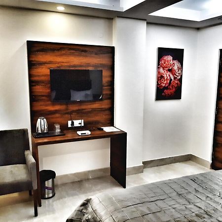 Airport Hotel Delhi Aerocity, 15 Mins Yashobhoomi Ню Делхи Екстериор снимка