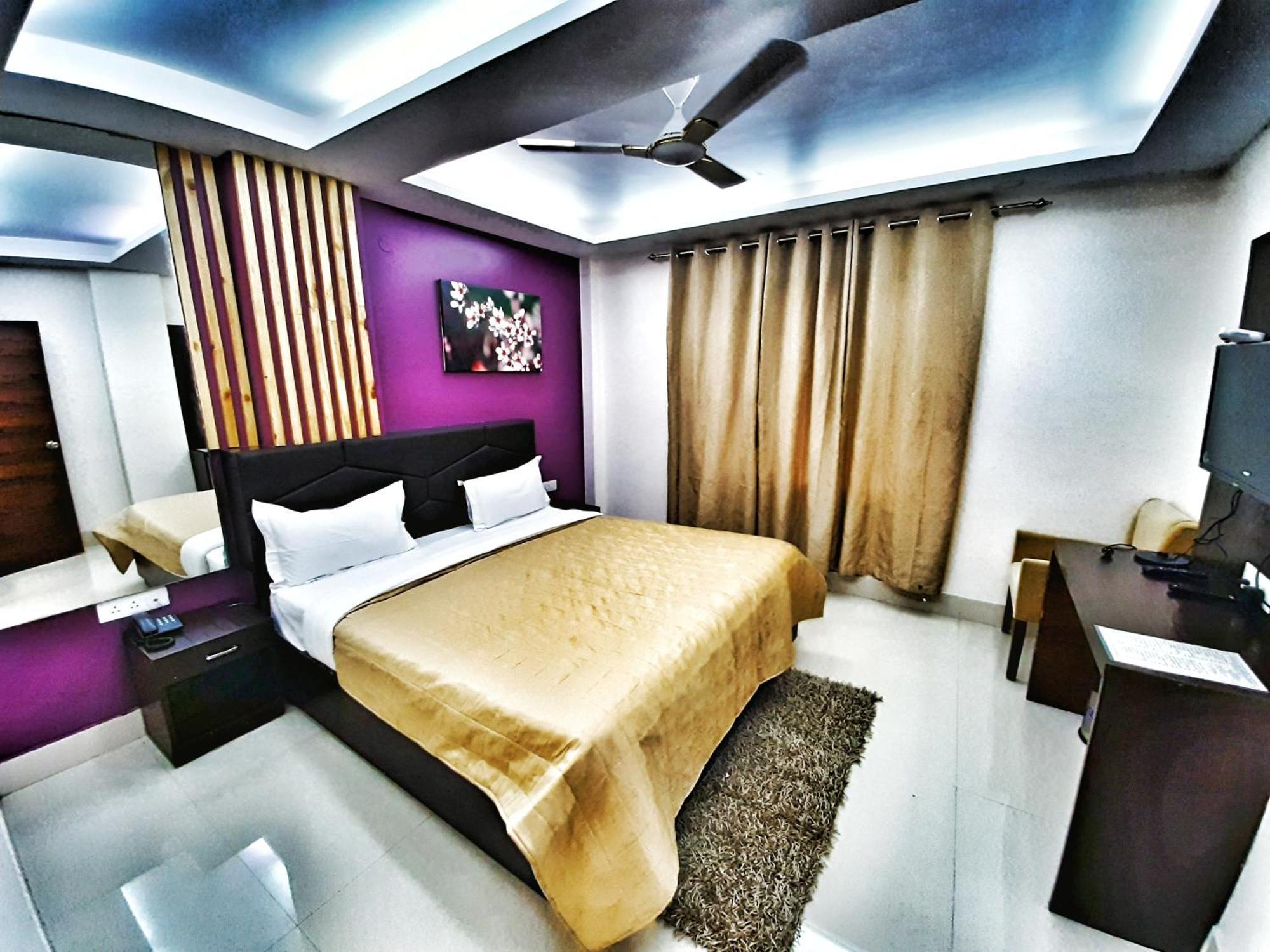Airport Hotel Delhi Aerocity, 15 Mins Yashobhoomi Ню Делхи Екстериор снимка