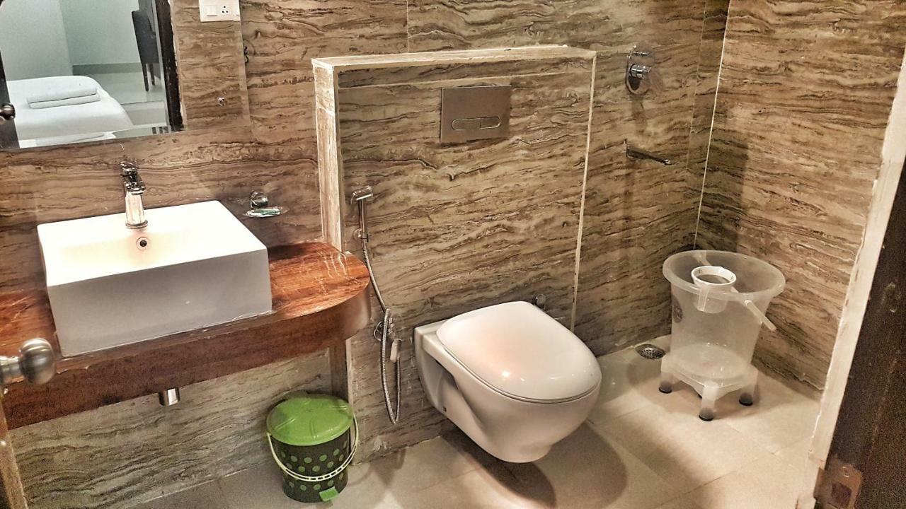 Airport Hotel Delhi Aerocity, 15 Mins Yashobhoomi Ню Делхи Екстериор снимка