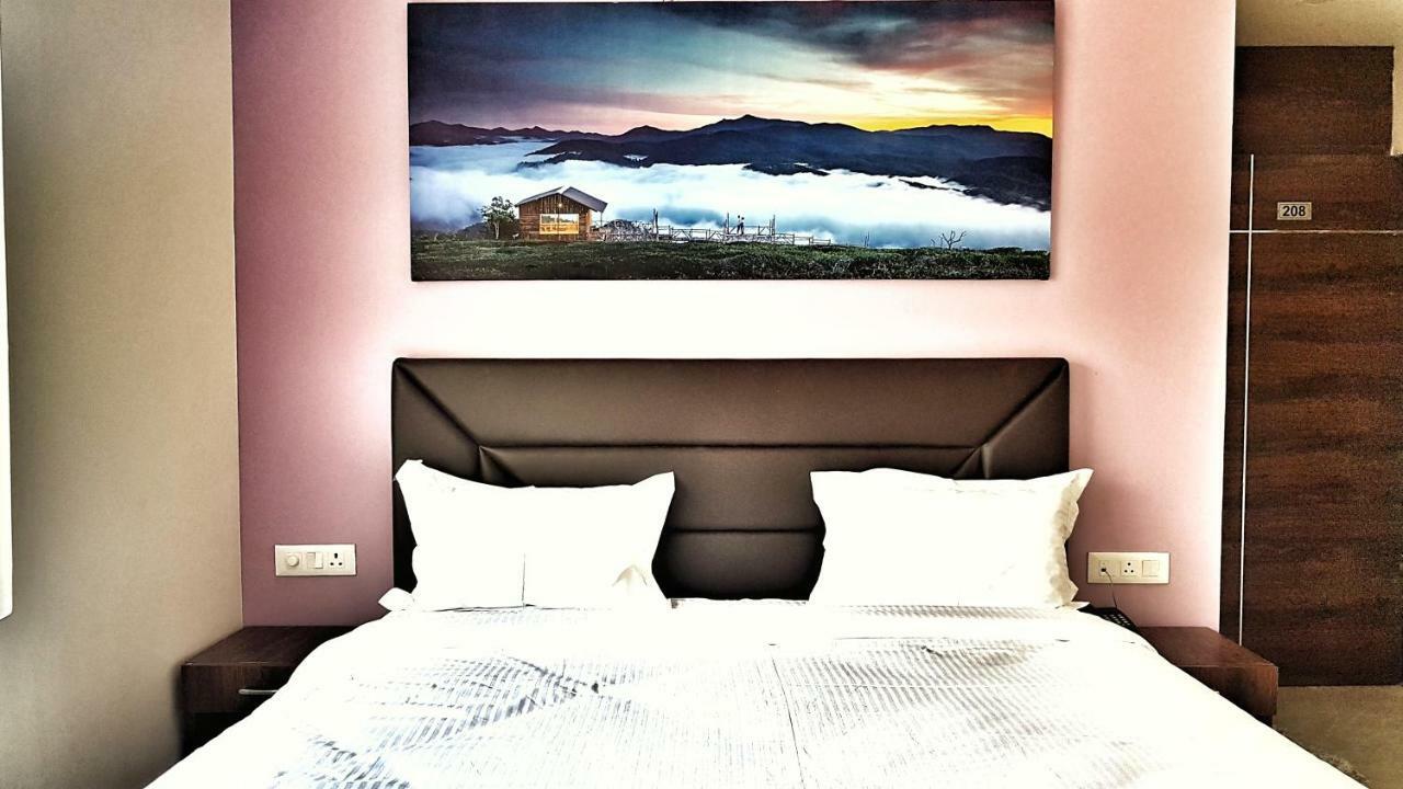 Airport Hotel Delhi Aerocity, 15 Mins Yashobhoomi Ню Делхи Екстериор снимка